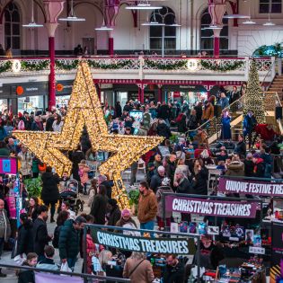 DMH - Credit to Tom Platinum Morley.JPG