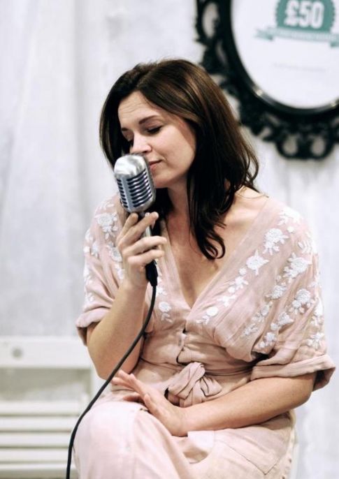 Live music with Laura Clinton
