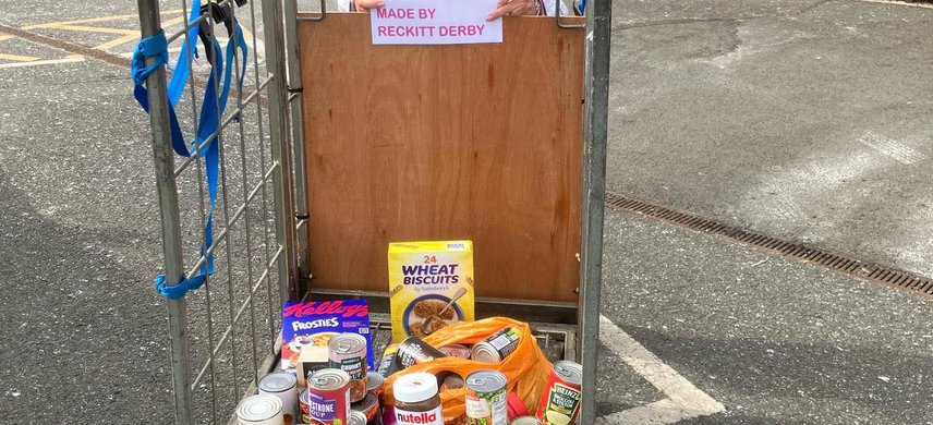 Reckitt Derby hold food collection for DF4TA