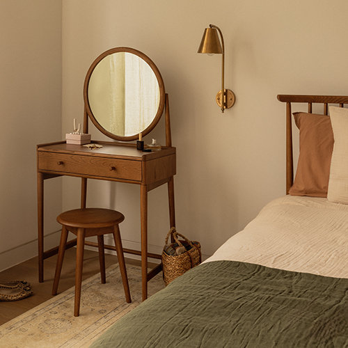 Designer Bedroom Furniture Sets | Modern Bedroom Sets | ercol Chelsea