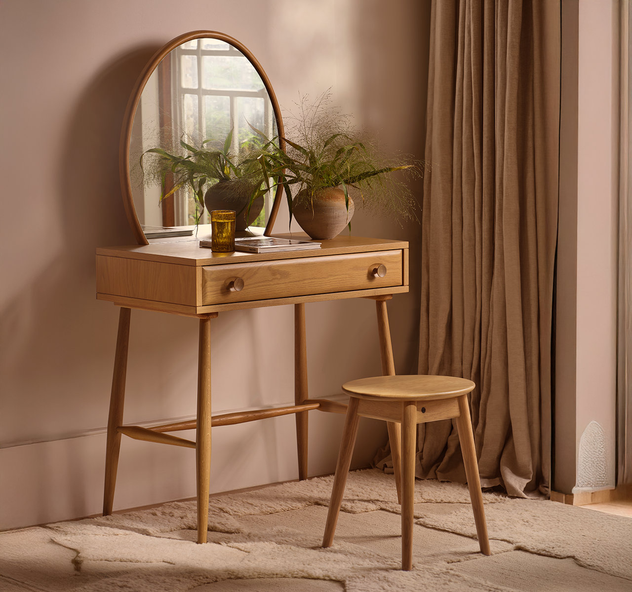 Lifestyle image for Hambledon