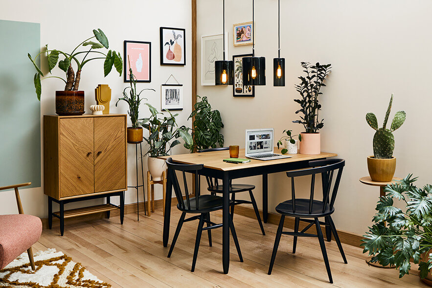 Photography: Beth Davis www.beth-davis.co.uk A living space containing a Monza small dining table, Heritage chairs and Monza universal cabinet