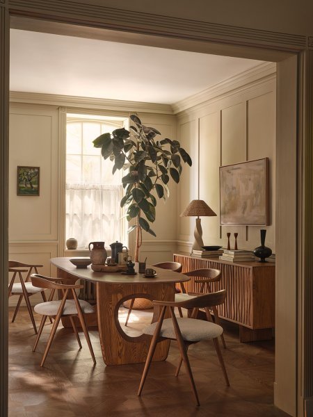 Highmoor dining table Highmoor dining table