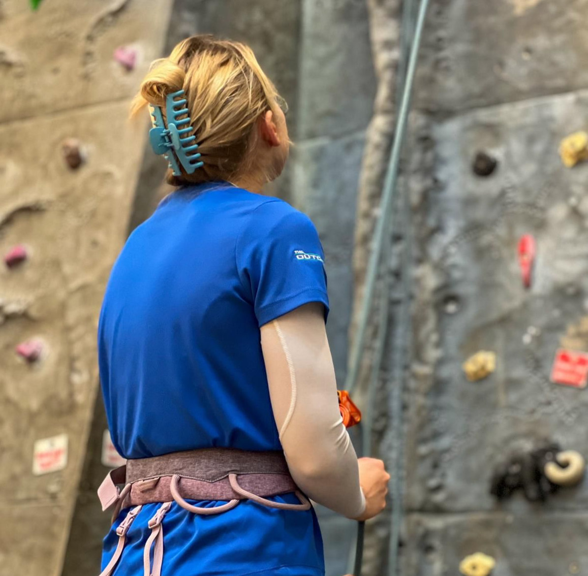 instructor belaying