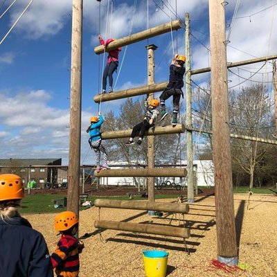 group climbing jacobs ladder