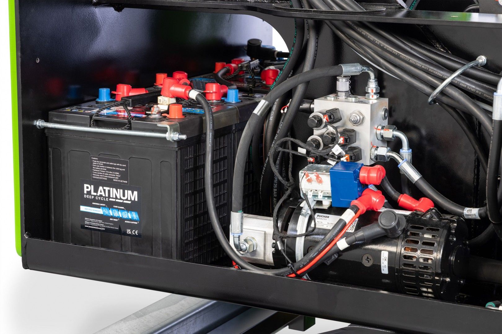 TM40S Batteries and Motor.jpg