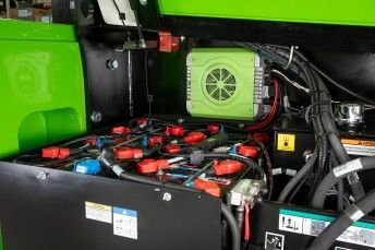 Gallery image 7: HR22 SE - Batteries.jpg