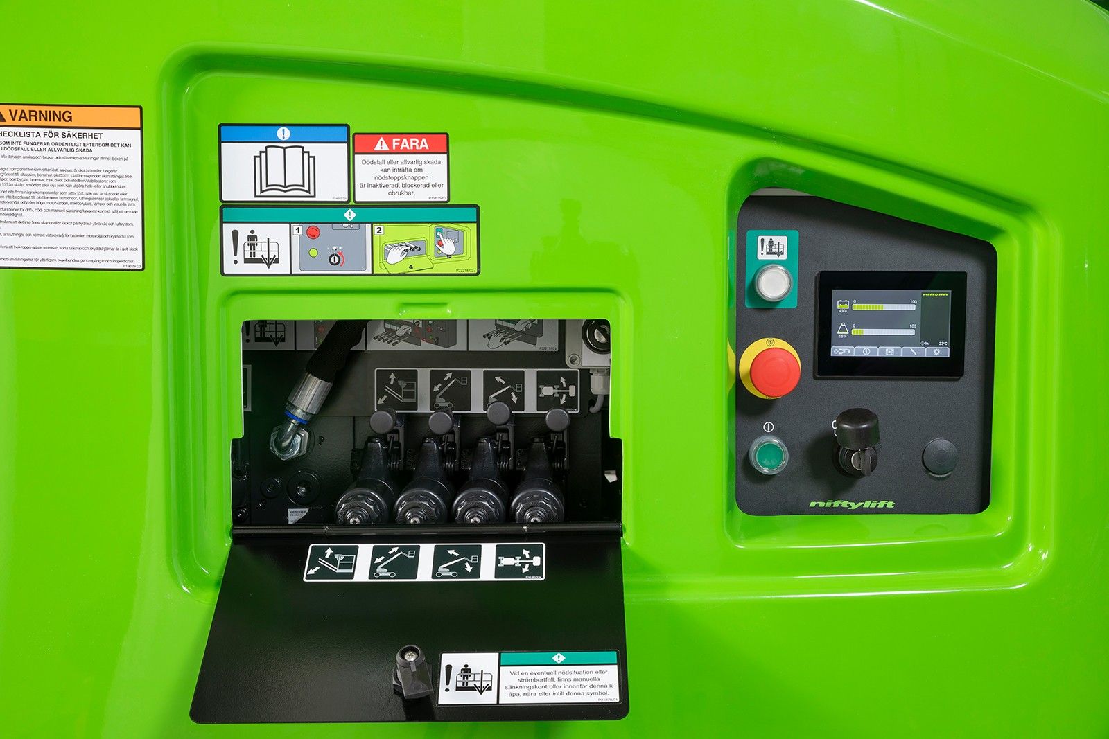 HR22 SE - Ground Controls.jpg