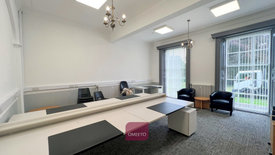 First photo of property at 9 The Grove, Peache Way, Bramcote, Nottingham, NG9 3DX