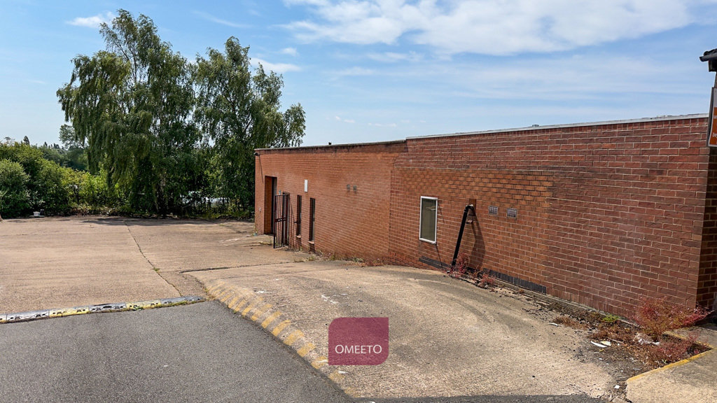 First photo of property at Unit 2, 21 Glaisdale Drive East, Nottingham, NG8 4JJ