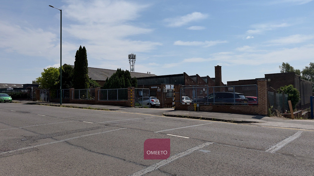 First photo of property at Unit 4 21 Glaisdale Drive East, Nottingham, NG8 4JJ