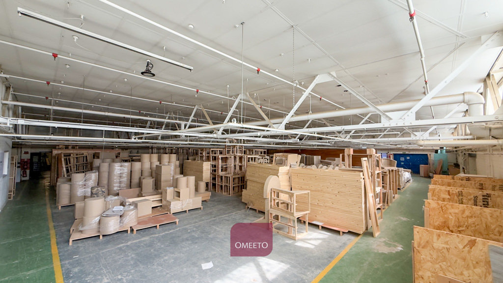Second photo of property at 7b Hallam Fields Business Park, Hallam Fields Rd, Ilkeston, DE7 4AZ