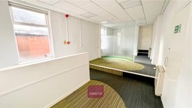 Second photo of property at 92 St. Peters Street, Derby, Derbyshire, DE1 1SR