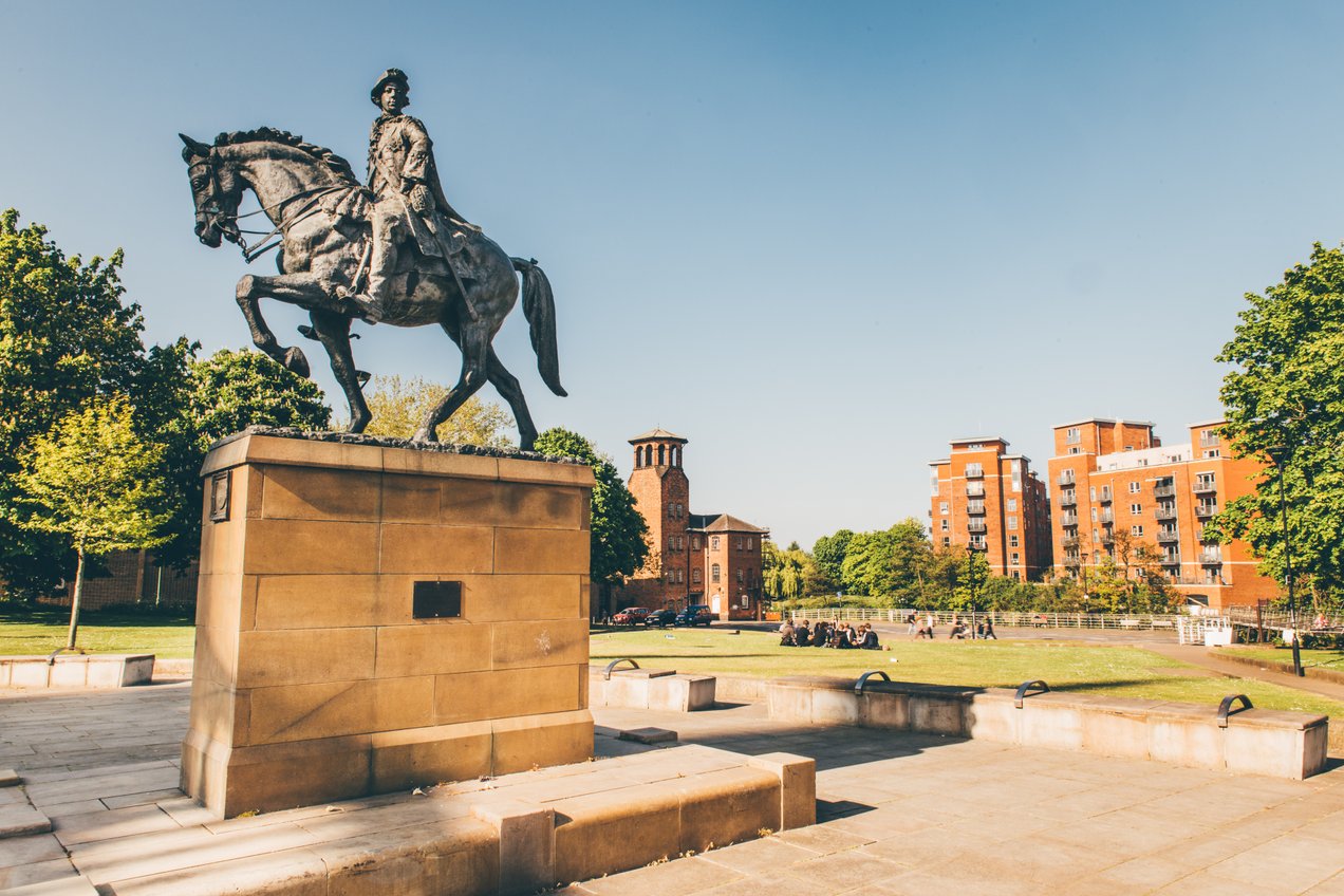 View of the Bonnie Prince Charlie statue and Museum of Making