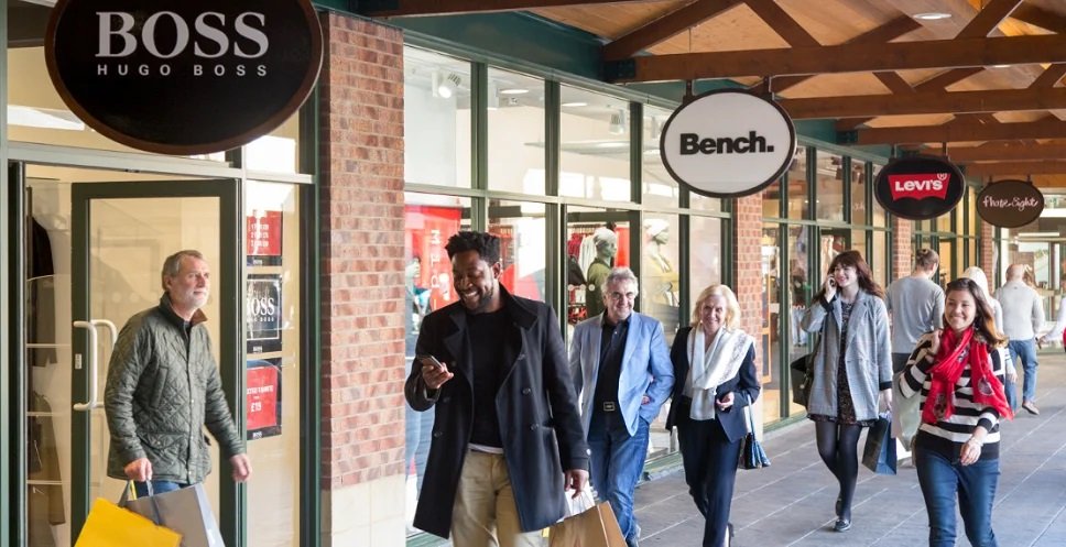 Levis east best sale midlands designer outlet