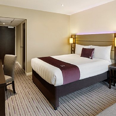 Premier Inn Derby City Centre Bedroom