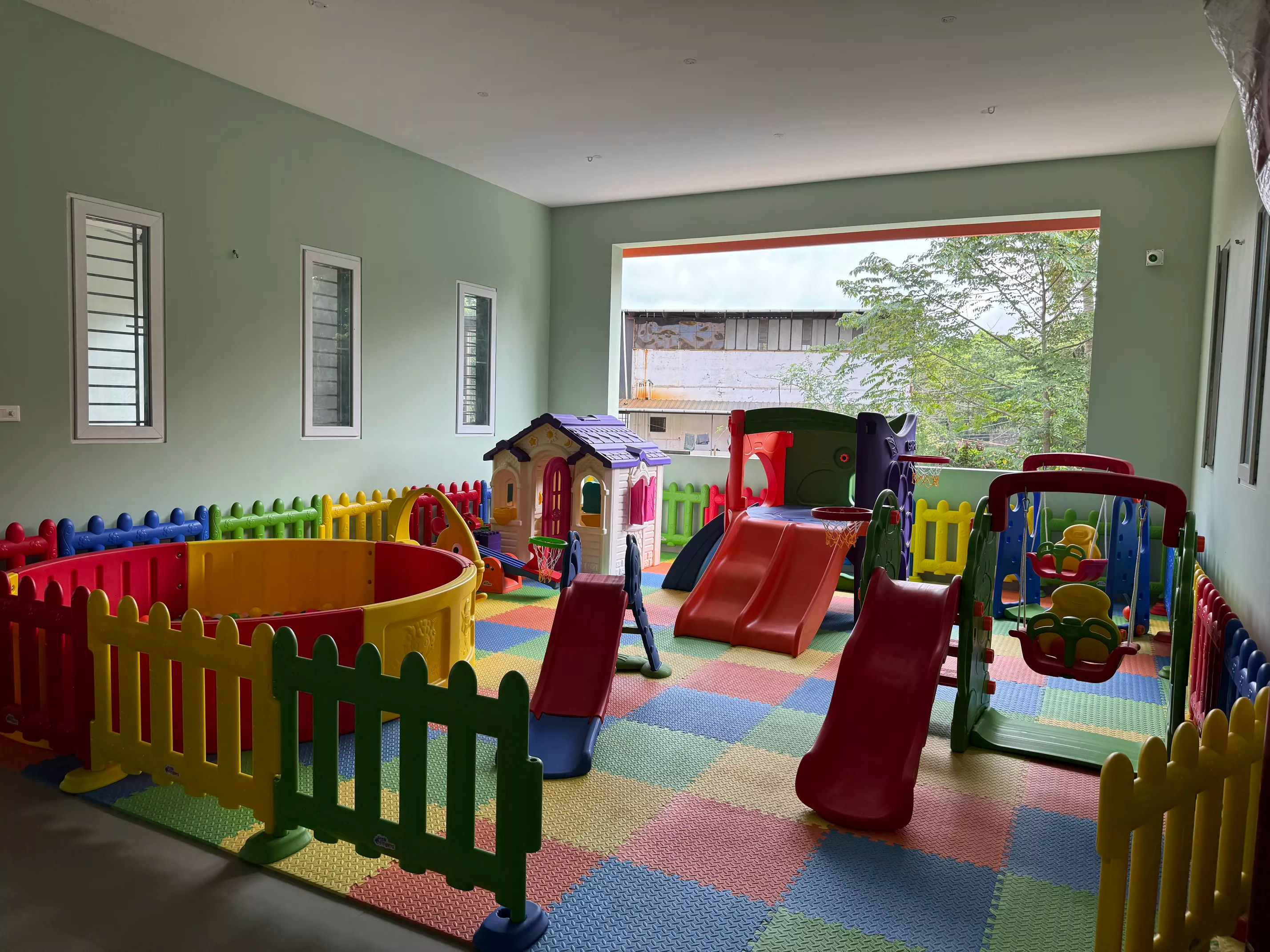 Lion's Kindergarten