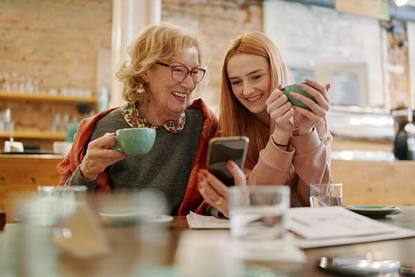 Coffee shop with free Wi-Fi for customers