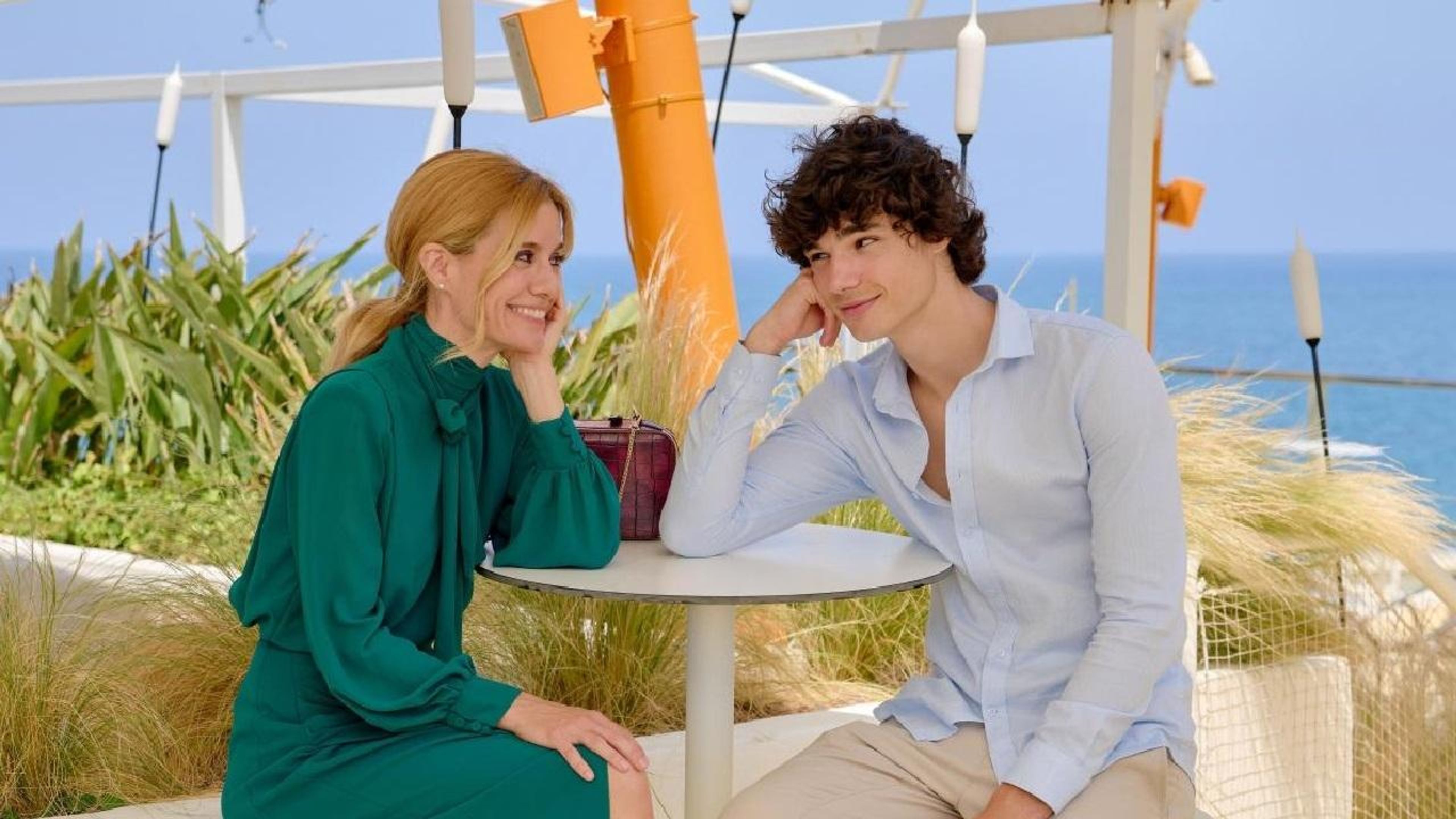 Backdrop of Scandal: Story of an Obsession