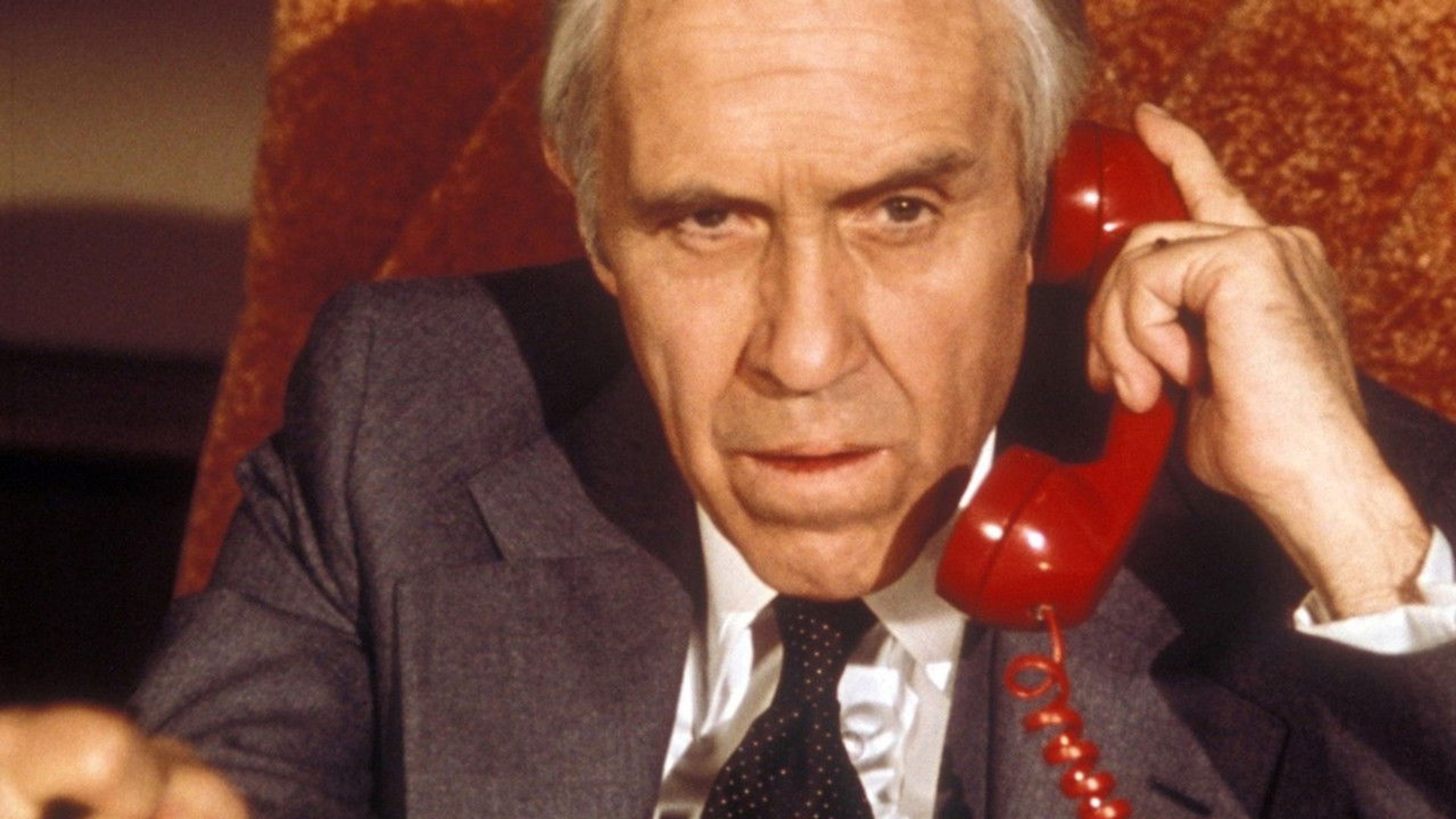 Backdrop of Washington: Behind Closed Doors