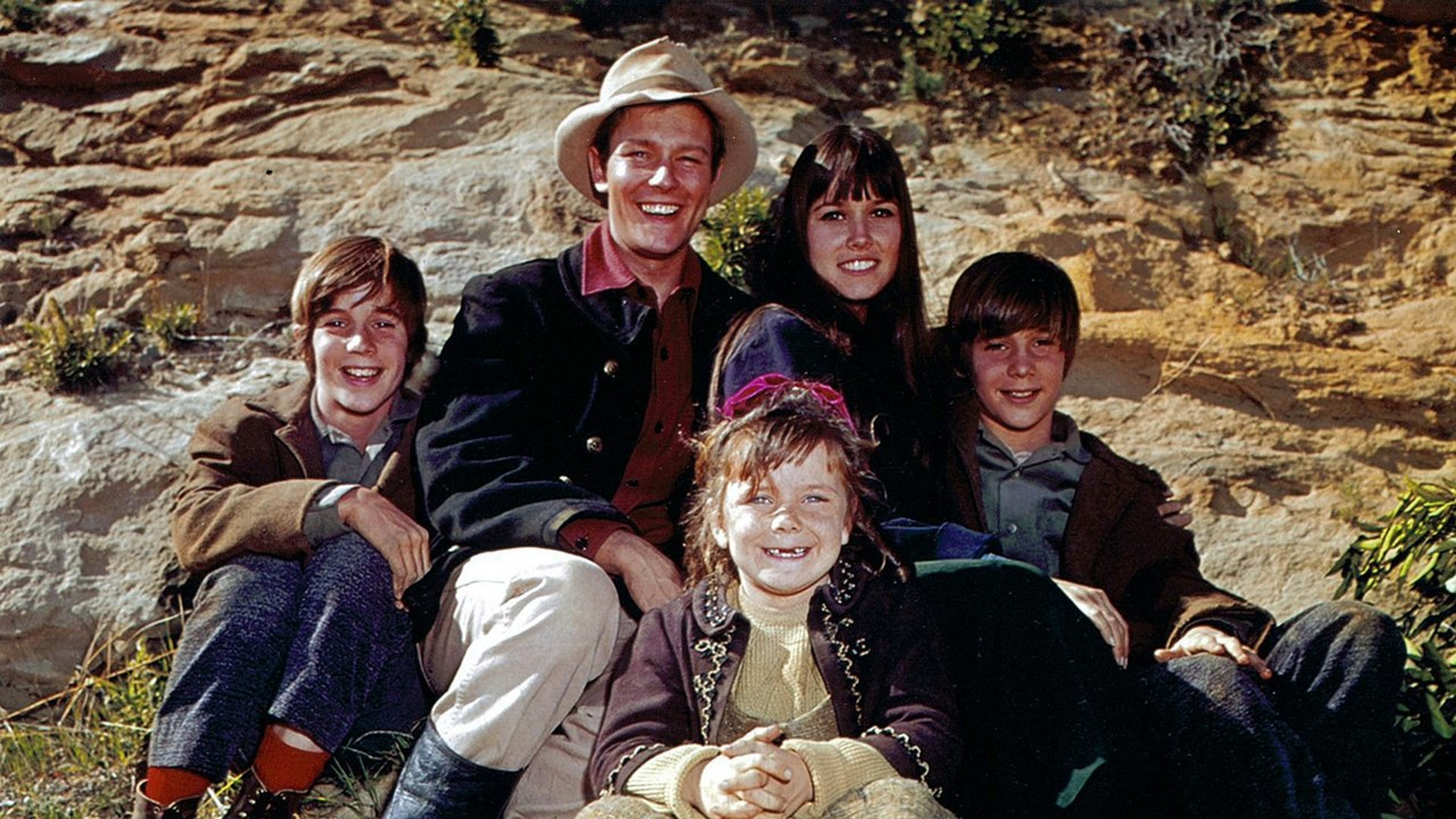 Backdrop of The Monroes