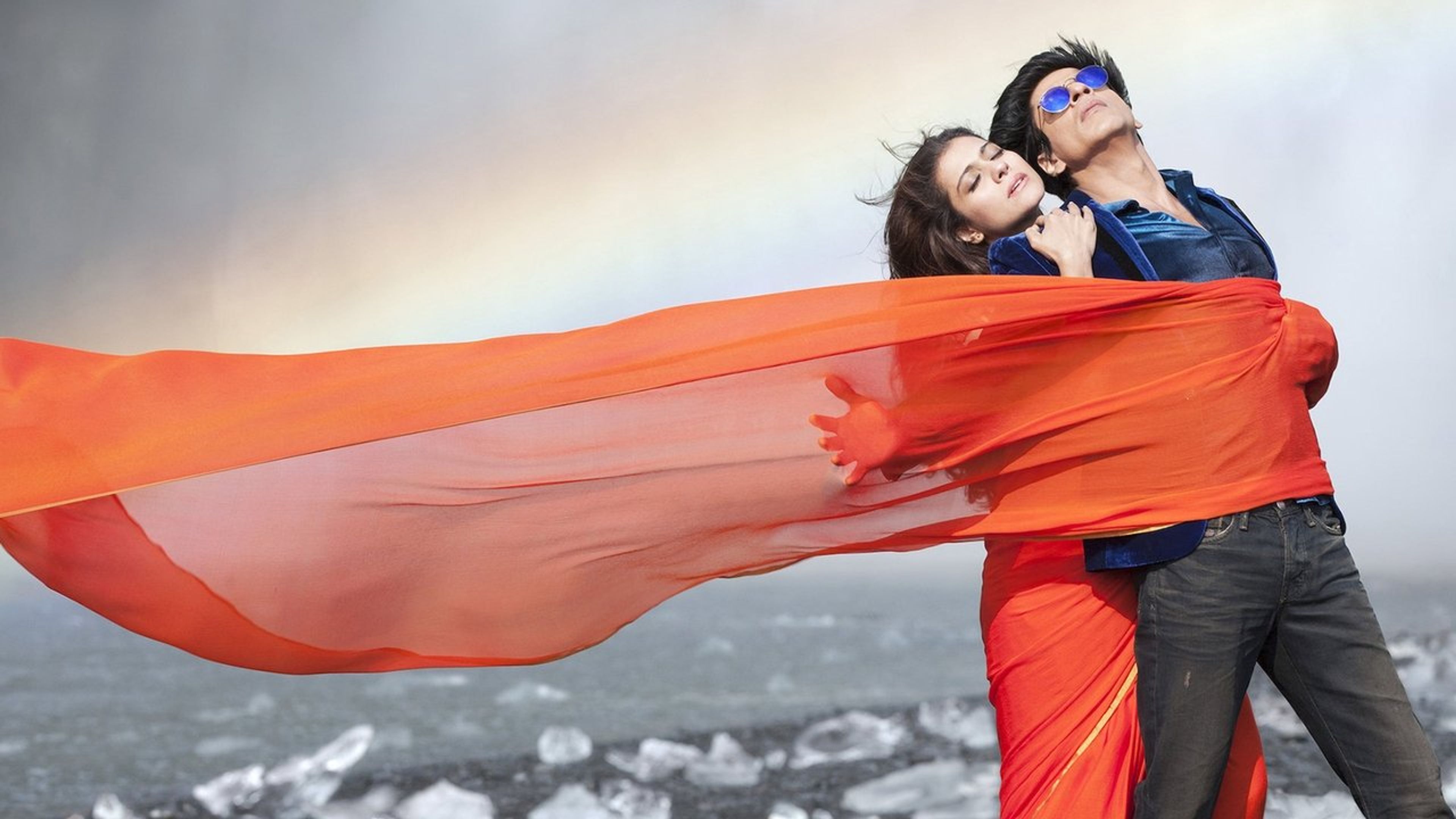 Backdrop of Dilwale