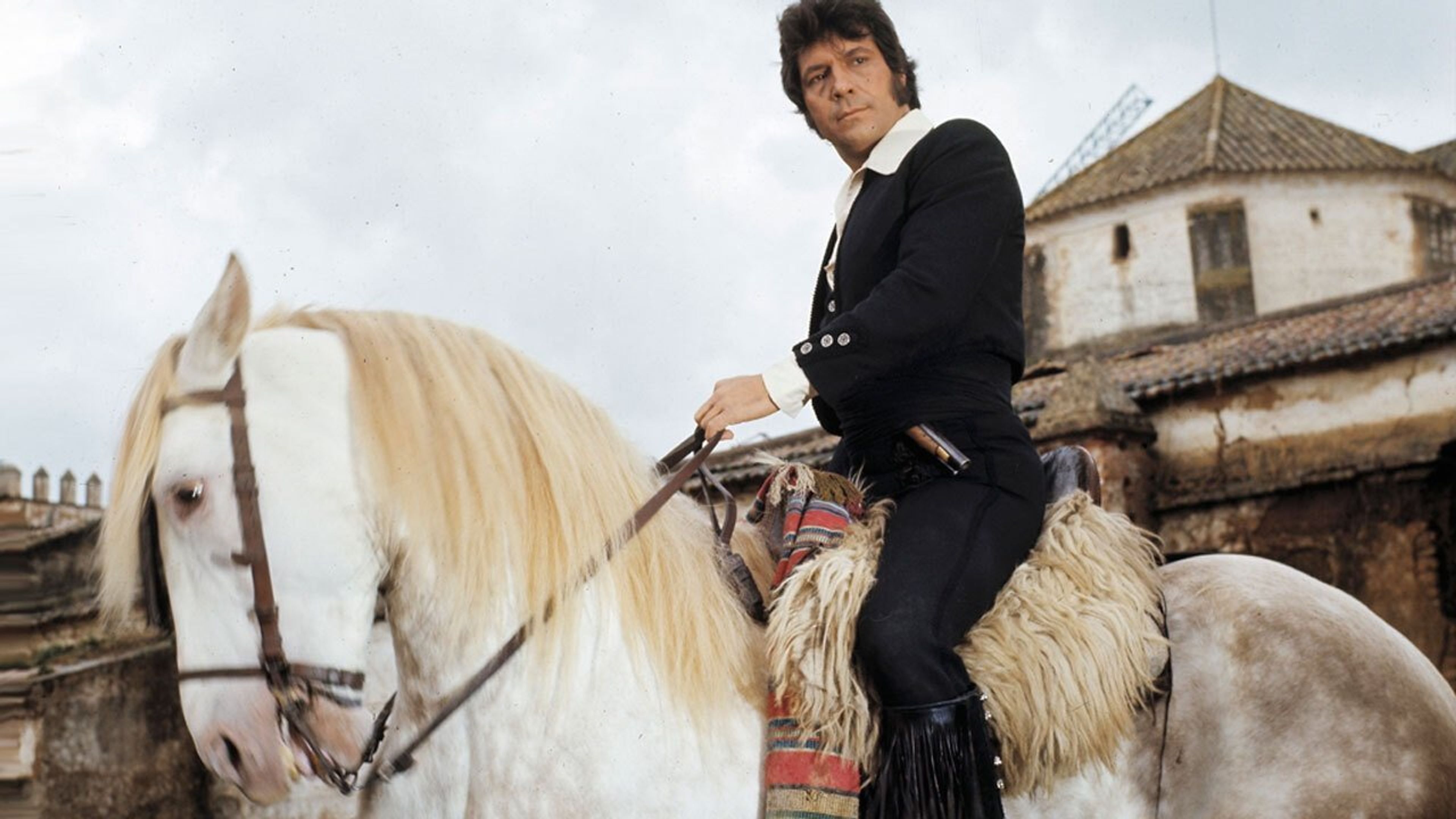 Backdrop of Avisa a Curro Jiménez