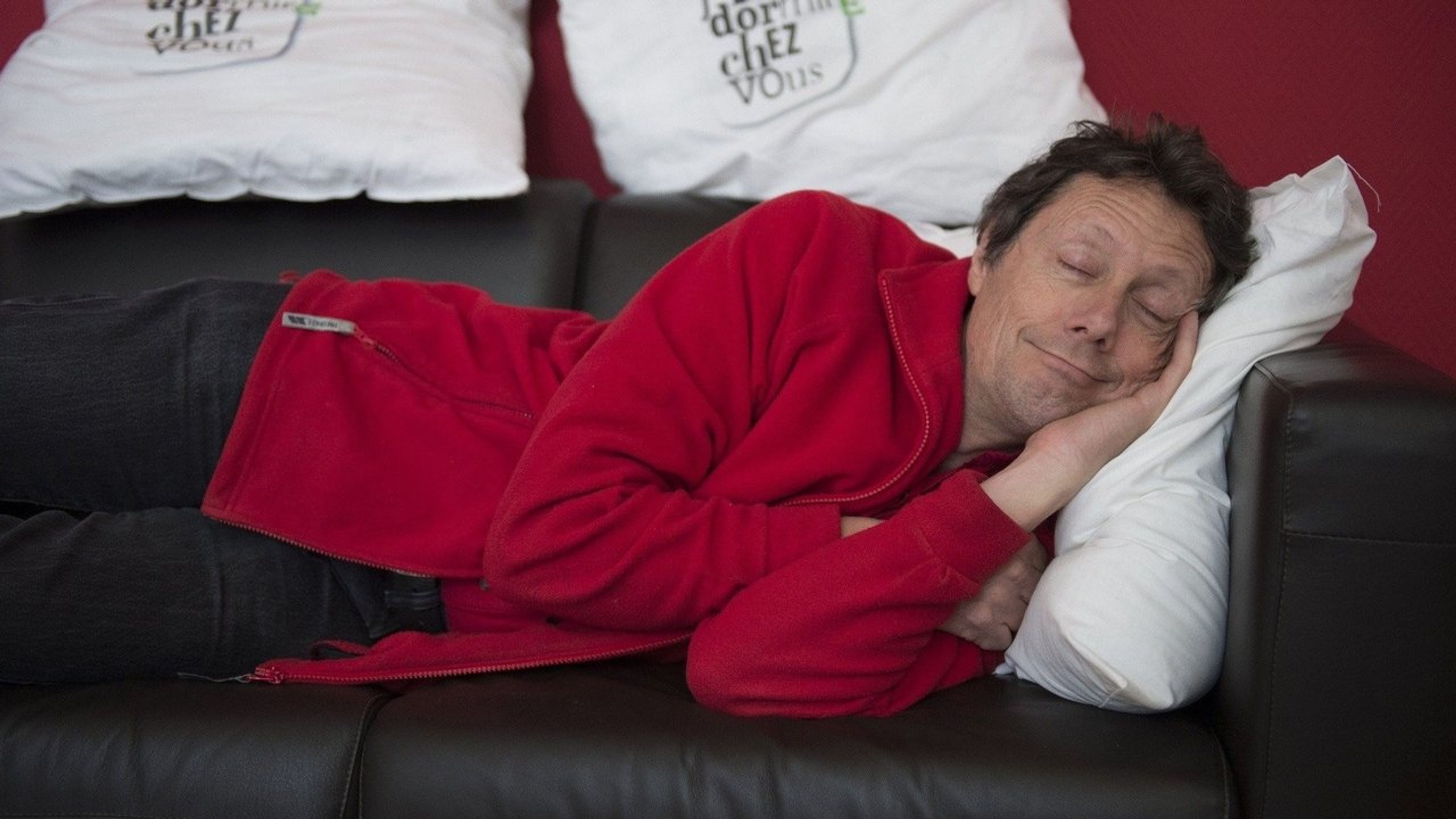 Backdrop of I'll come sleep at your house