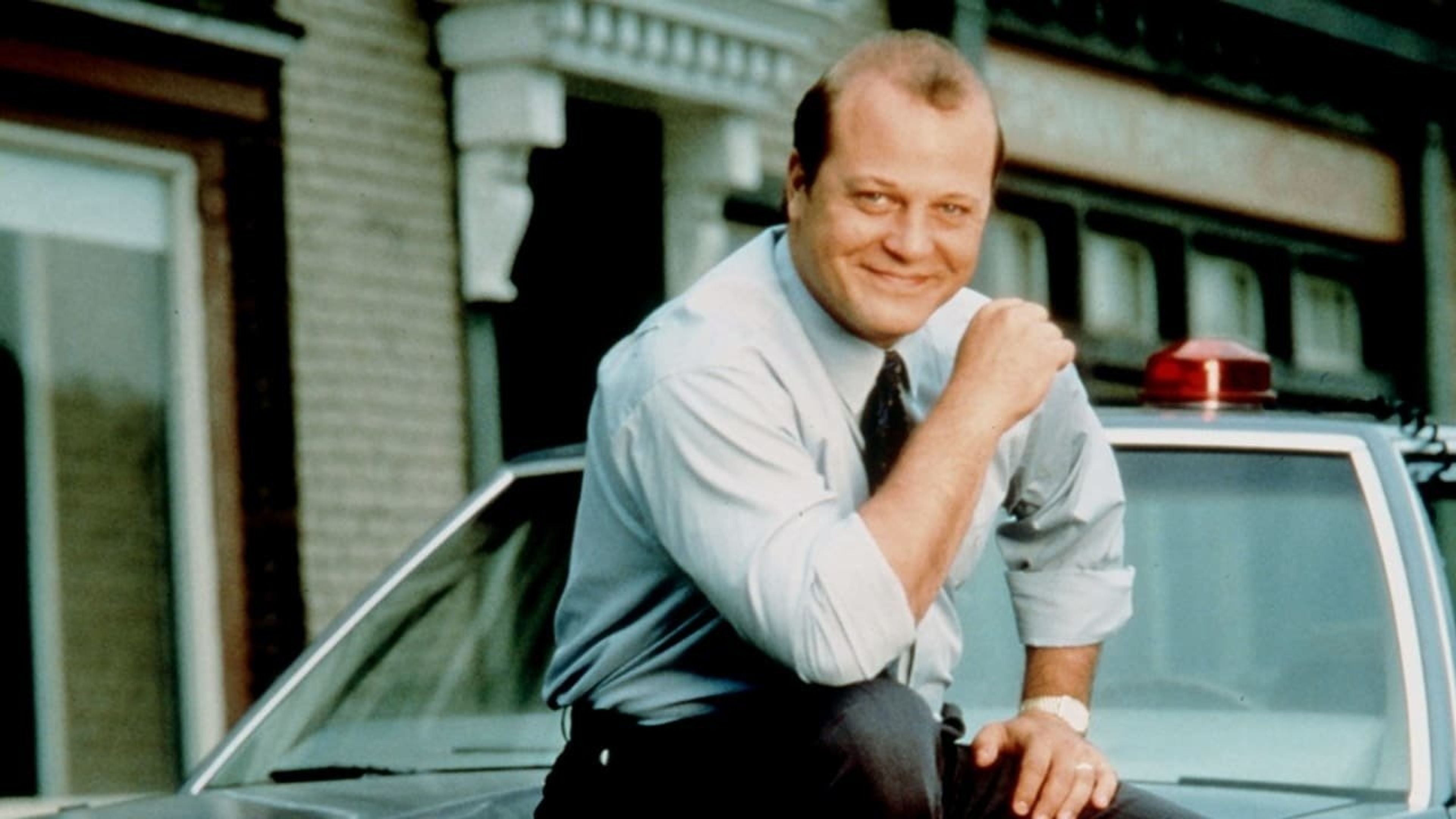 Backdrop of The Commish