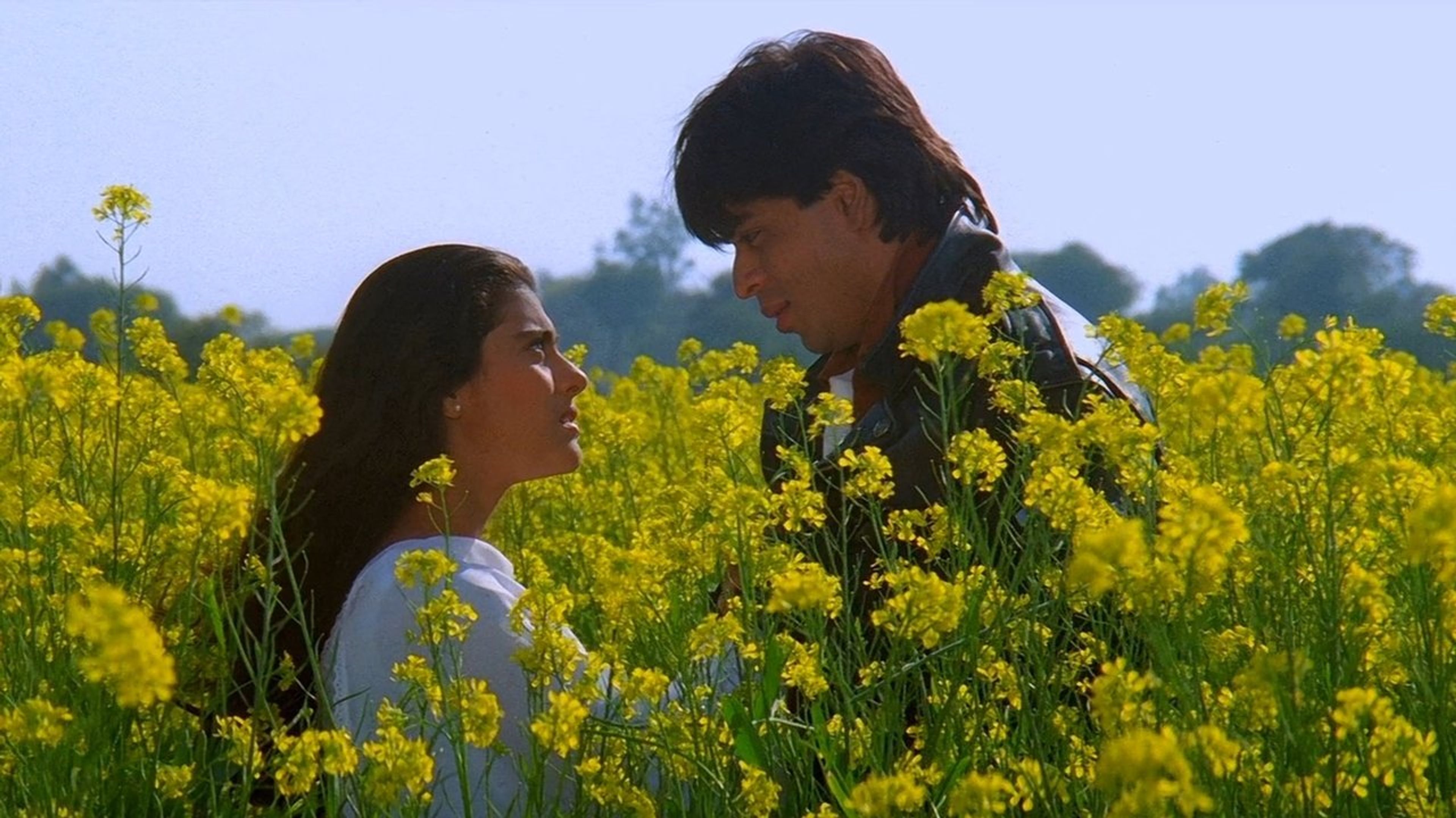 Backdrop of Dilwale Dulhania Le Jayenge