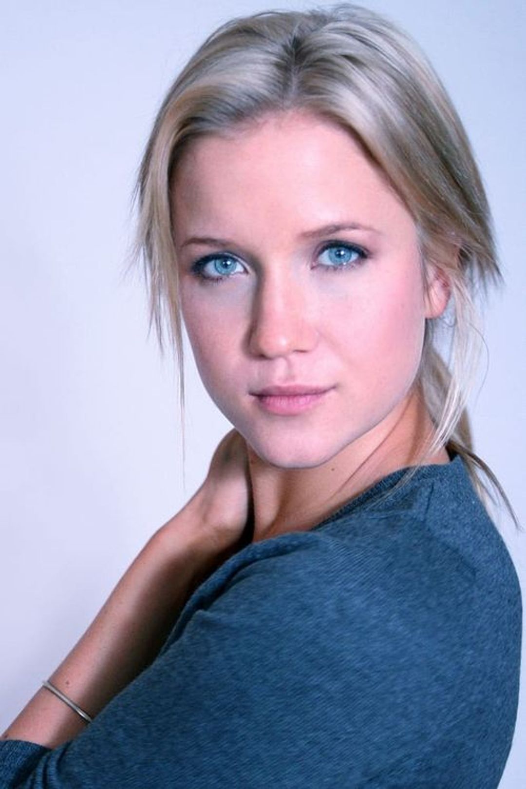 Profile image of Jessy Schram