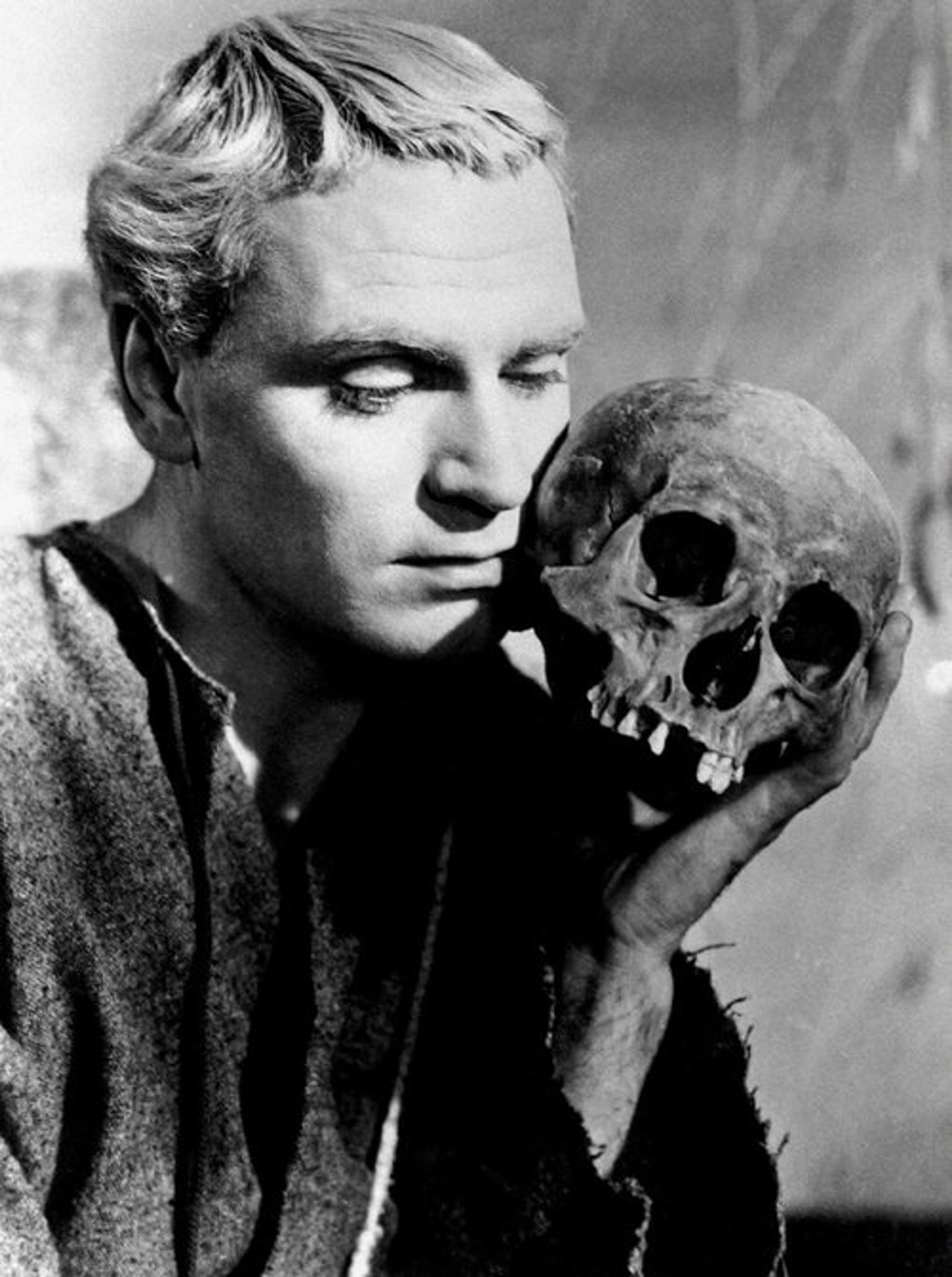 Poster image of Discovering Hamlet