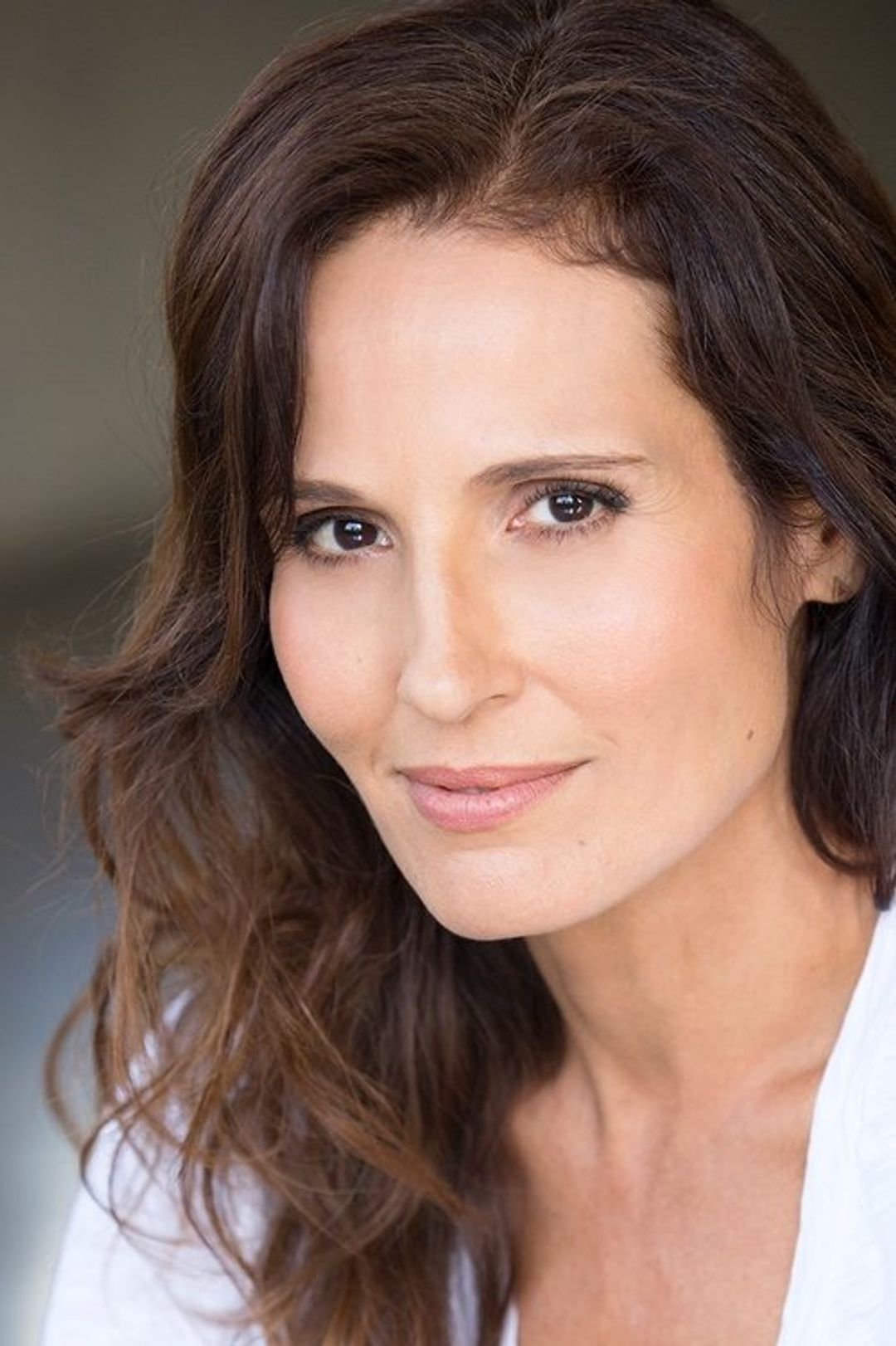 Profile image of Lisa Roumain