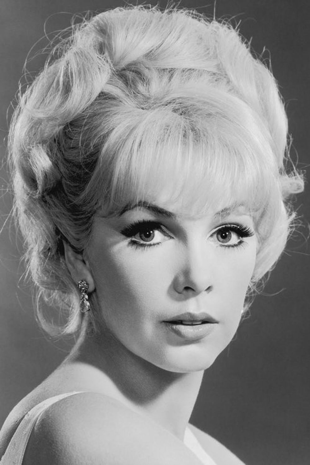 Profile image of Stella Stevens