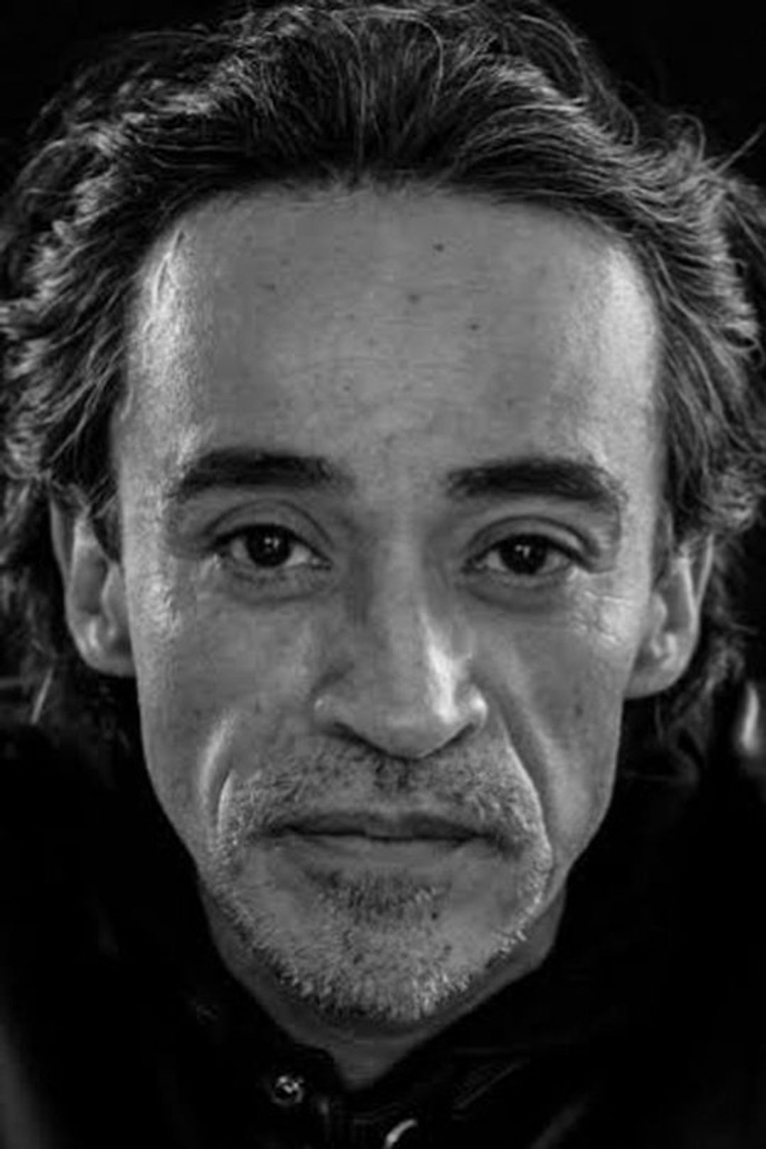 Profile image of Roberto Sosa