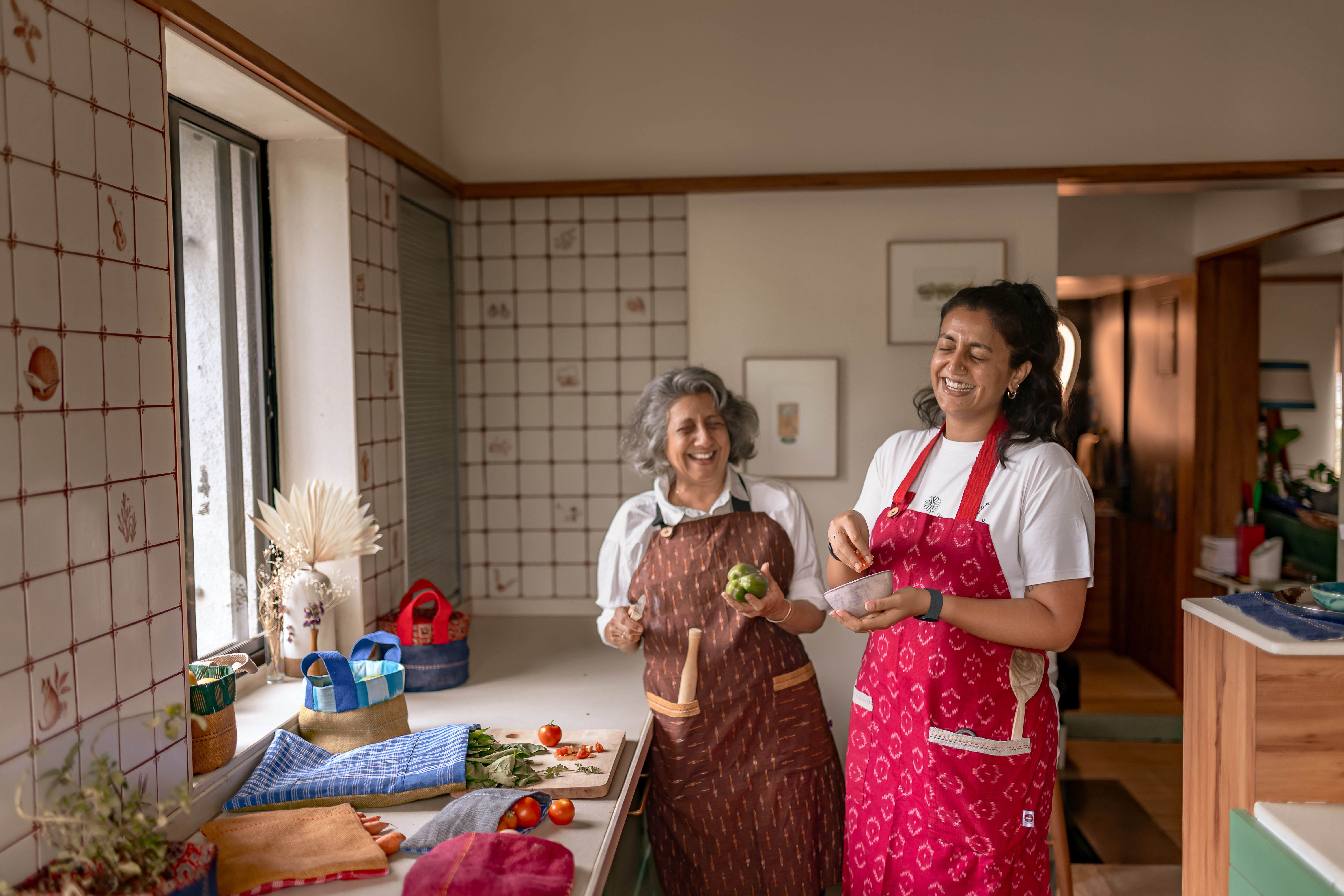 JAMA Apron - Image 4