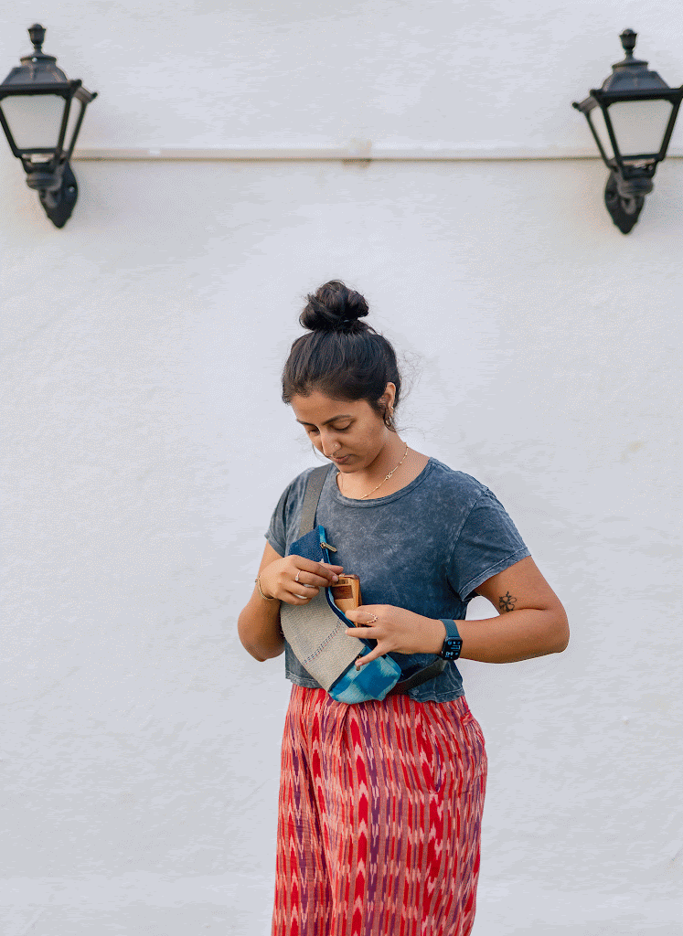 KOMOR Fanny Pack - Image 5