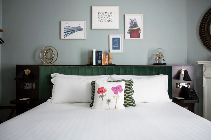 Popular Room
