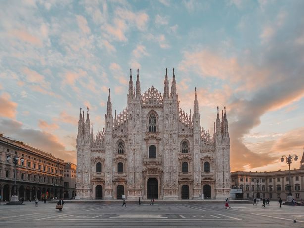 Don't forget to visit the Piazza del Duomo
