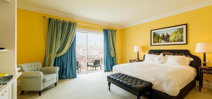 Executive Room
