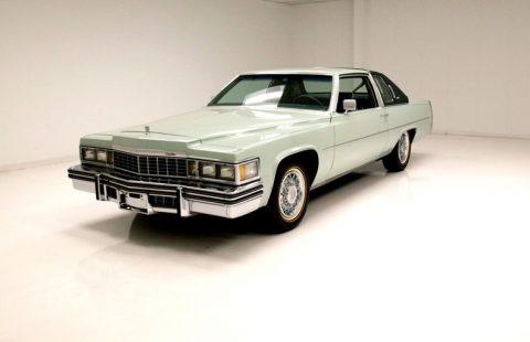 1977 Cadillac Coupe DeVille zu verkaufen