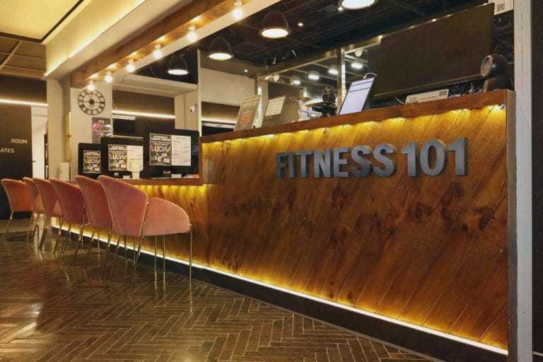 Interno palestra Fitness101 a Seul