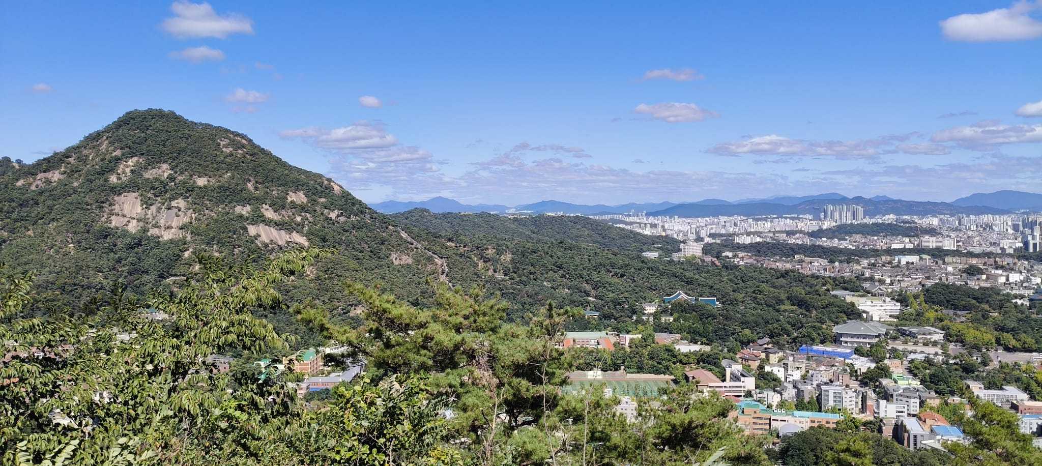 Belvedere dalla montagna Inwangsan lacorea.it