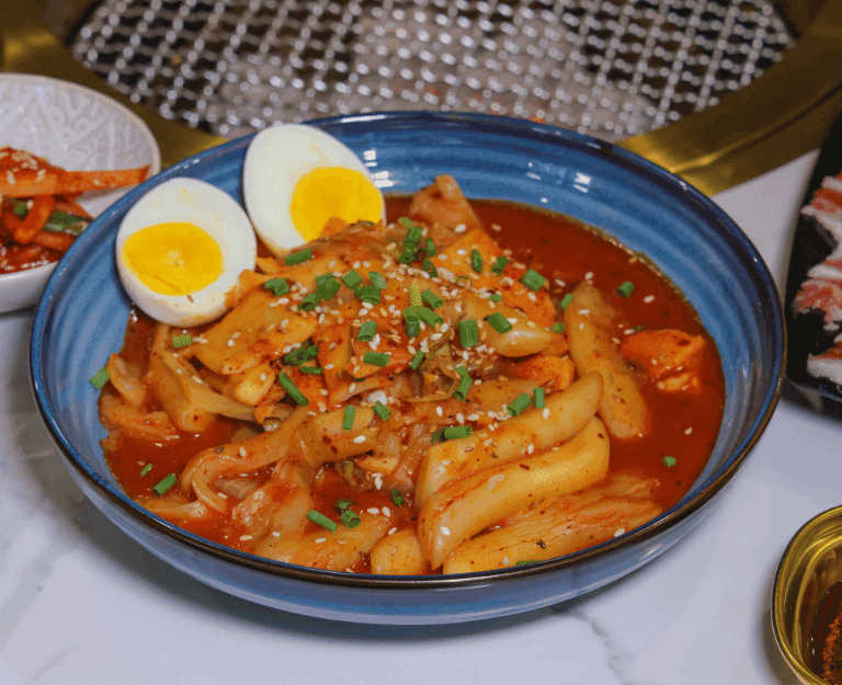 Tteokbokki: l'evoluzione del piatto simbolo coreano