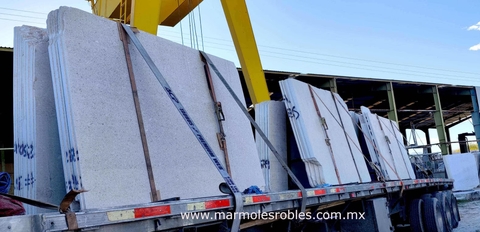 Mármol Crema Lisboa fabricado en Torreón - Láminas y placas premium para aplicaciones de lujo