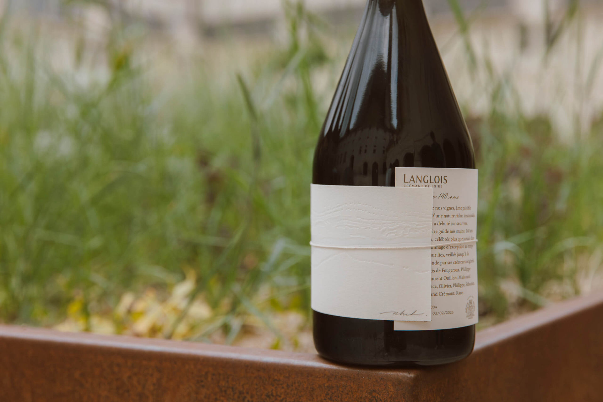 Détail de l’étiquette du magnum Langlois Cadence 140 ans Extra Brut 2004
