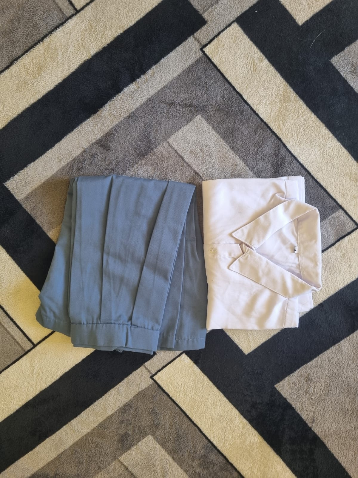 Baju sekolah sma