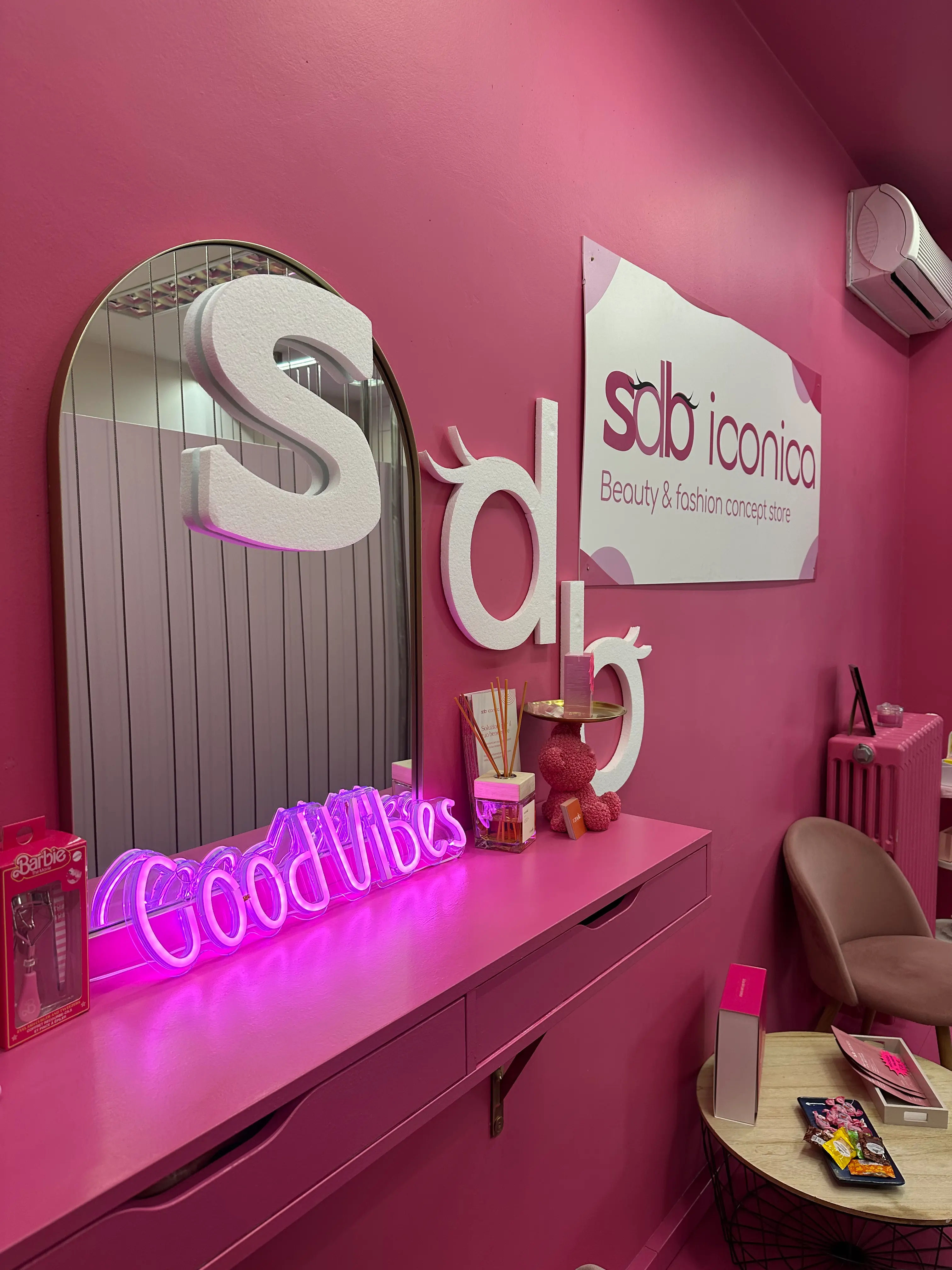 Studio SDB Iconica - La Phil Tattoo a Savigliano, Saluzzo e Moretta