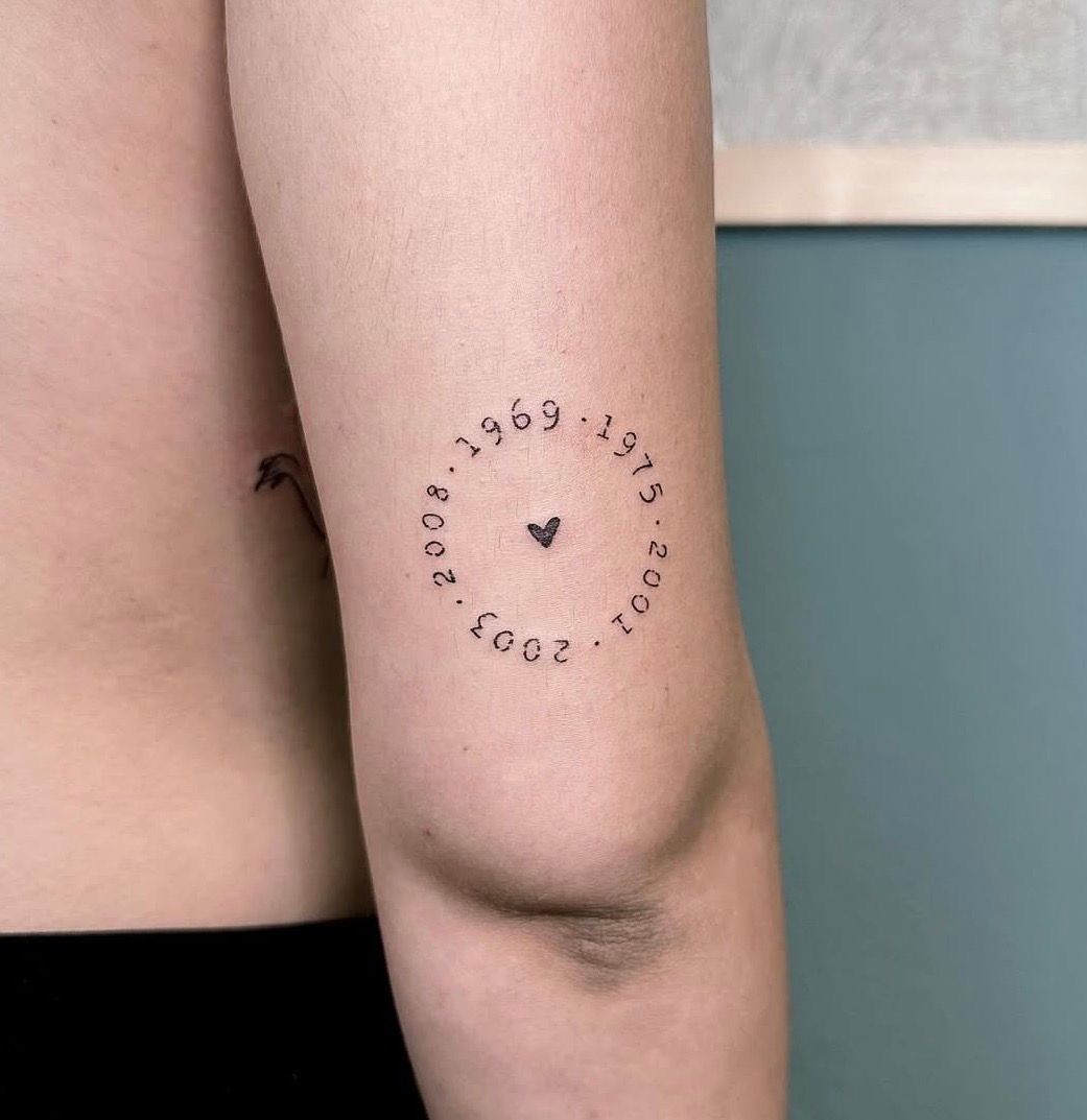 Tatuaggio Fine Line Script realizzato da La Phil Tattoo a Savigliano