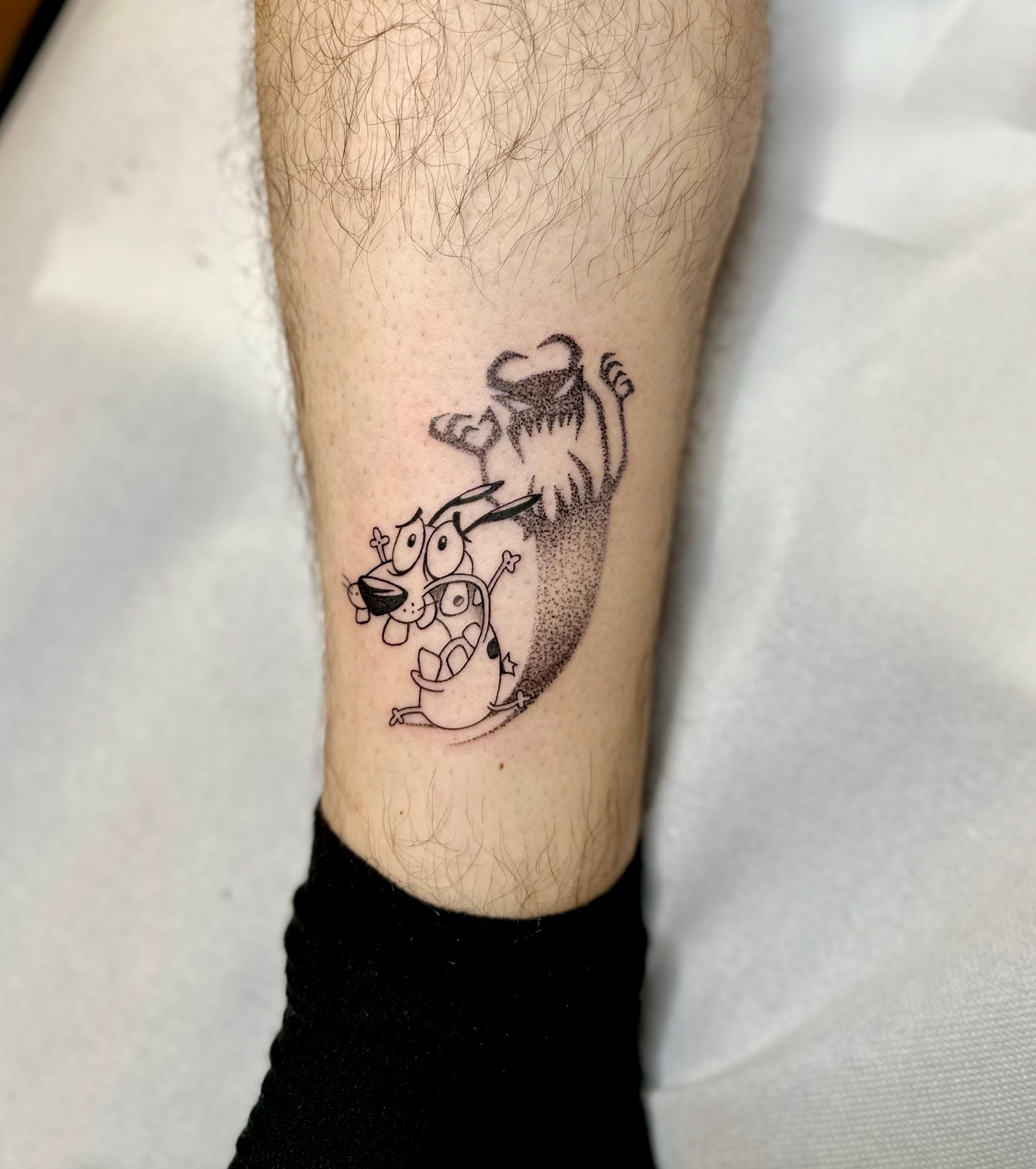 Tatuaggio fineline realizzato da La Phil Tattoo